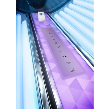 Вертикальный солярий "Luxura V8 48 XL BALANCE"