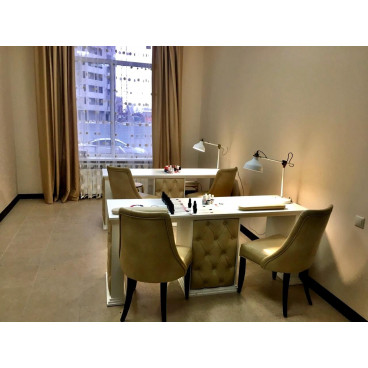 Маникюрный стол Роза